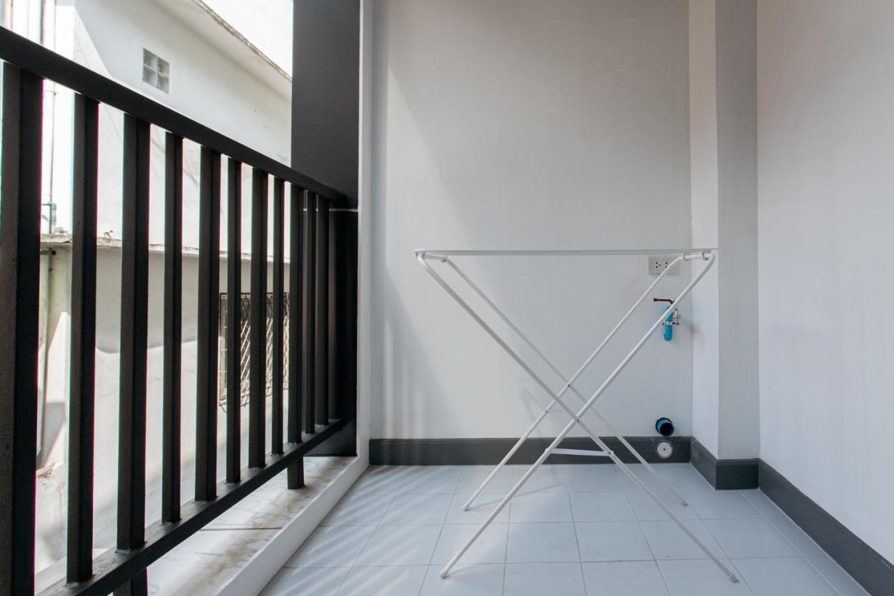 Chung cư studio 45 m² có 1 phòng tắm riêng ở Silom Bangkok Ngoại thất bức ảnh